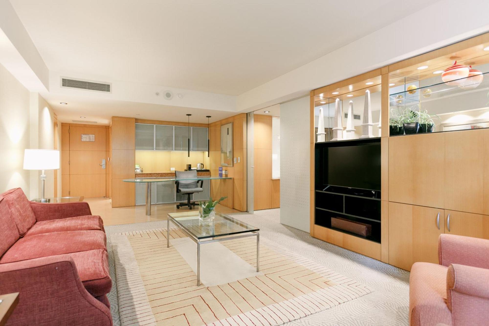 Doubletree By Hilton 5*
